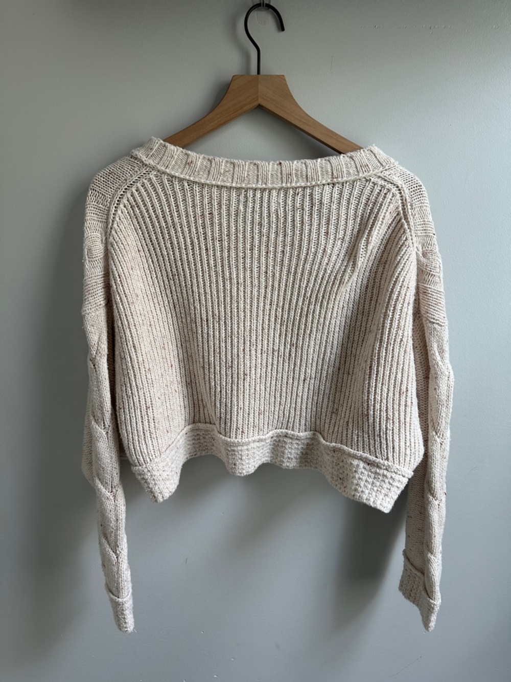 URBAN OUTFITTERS Hazel Notch Neck Cable Knit Sweater XS - Picture 6 of 7